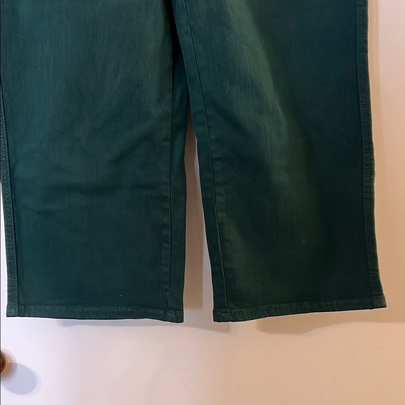 Judy Blue Green Ankle Cropped Jeans - Picture 3 of 8